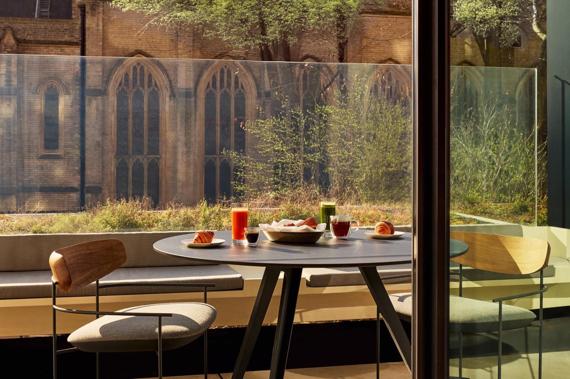 Terrace Junior Suite,1670702645:JPEG